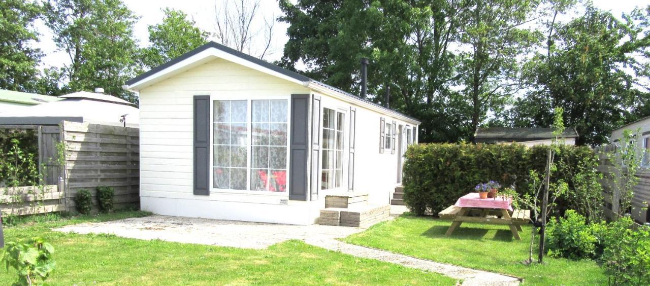 Chalet 556 Op Recreatiepark De Wielen Sint Maarten Exterior foto